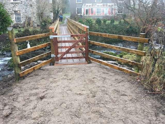 New footbridge November 2016 The junction, where the footpath joins the BOAT