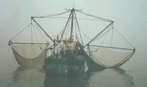 Fishing methods Beam trawler Beam trawling is a variation of the ordinary side trawling.