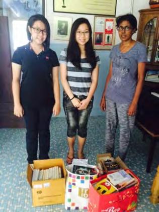 Interact Club Donation of Second Hand Books to Salvation