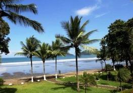 lodging option for those seeking to explore the famous Jaco Beach area, but in a more relaxing and quiet environment, apart from the clubs, bars and