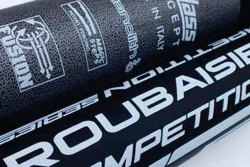 NG POLE COMPETITION MATCH ONG POLE COMPETITION MATCH DUE DUE ROUBAISIENNE You had ever seen a Long Competition rod like this!! Rigid, balanced and above all, very very long, the 2.
