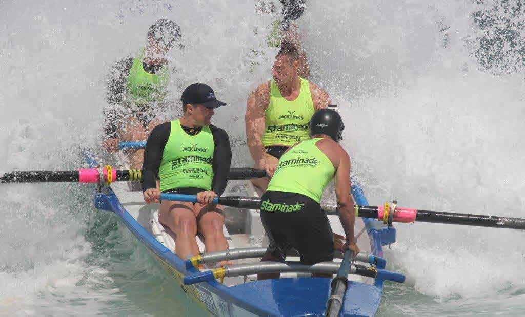 WATCH SOUTH CURLY IN NEXT ROUND South Curl Curl boat sweep Rob Lowery can t wait for the second round of Ocean Thunder at Dee Why next month.