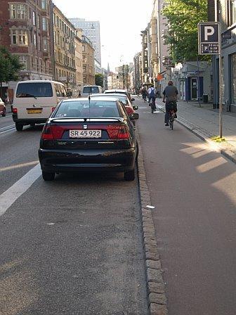 Bike Lanes (Cycle Tracks) Vertical Separation between Parked Cars and Sidewalk Should help reduce intrusion of cars parking in bike lanes Reduced chance of Dooring