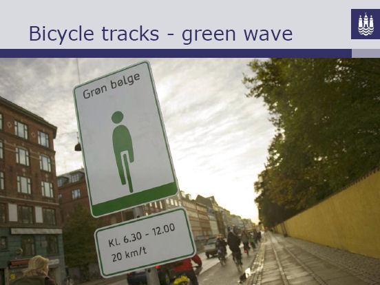 Intersection Designs Green Wave Design Cycling Tracks traffic lights timing