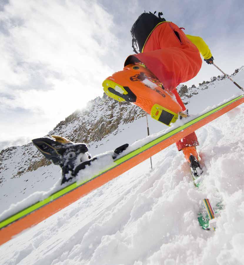TOURING C O L L E C T I O N TOURING BLIZZARD SKI 2017/18 33 This technology is the integration of a unidirectional carbon structure with an ultra-lightweight construction.