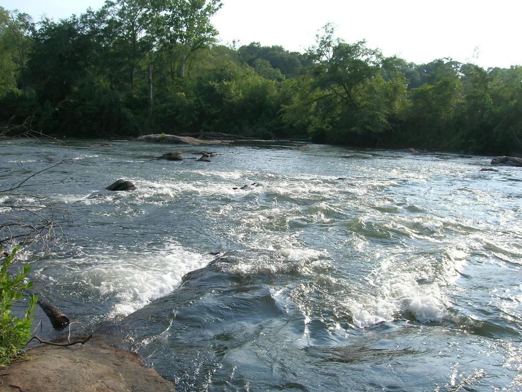 Sections of the Ocmulgee River can create rapids, or fast flowing water. It was because of this, the river got it s name.