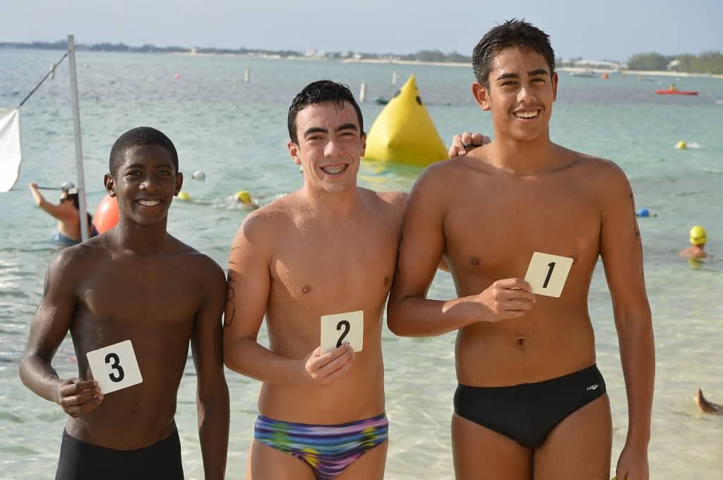 CIASA Newsletter II, OCTOBER 2015 Open Water Season Starts- Fosters Food Fair 31st Sea Swim on September 12th, 2015 opened the Open Water Sea Swim in Cayman.