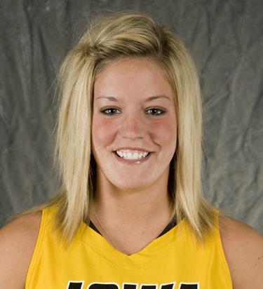 Updated Iowa Player Bio Hannah Draxten G/F, 6-0, Sophomore Fergus Falls, MN Fergus Falls HS 31 2009-10 Game-by-Game Total 3-Pointers Free throws Rebounds Opponent Date gs min fg-fga pct 3fg-fga pct