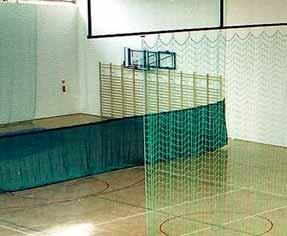 Safety & Stop nets 6.8 No. 200F045-015 + No. 775-015 Partition Curtains for Gymnasiums The lower section of net can be replaced by breathable fabric to make them more opaque.