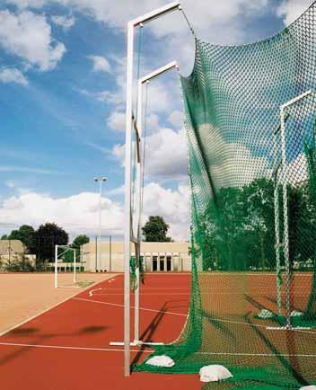 50 m long Hammer throwing safety net for a cage height of 7 m rising to 10 m. Square mesh. Net size: 7.50 m rising to 10.50 m, 31.50 m long Accessories for Hammer Throwing Nets No. 611 No. 635 No.