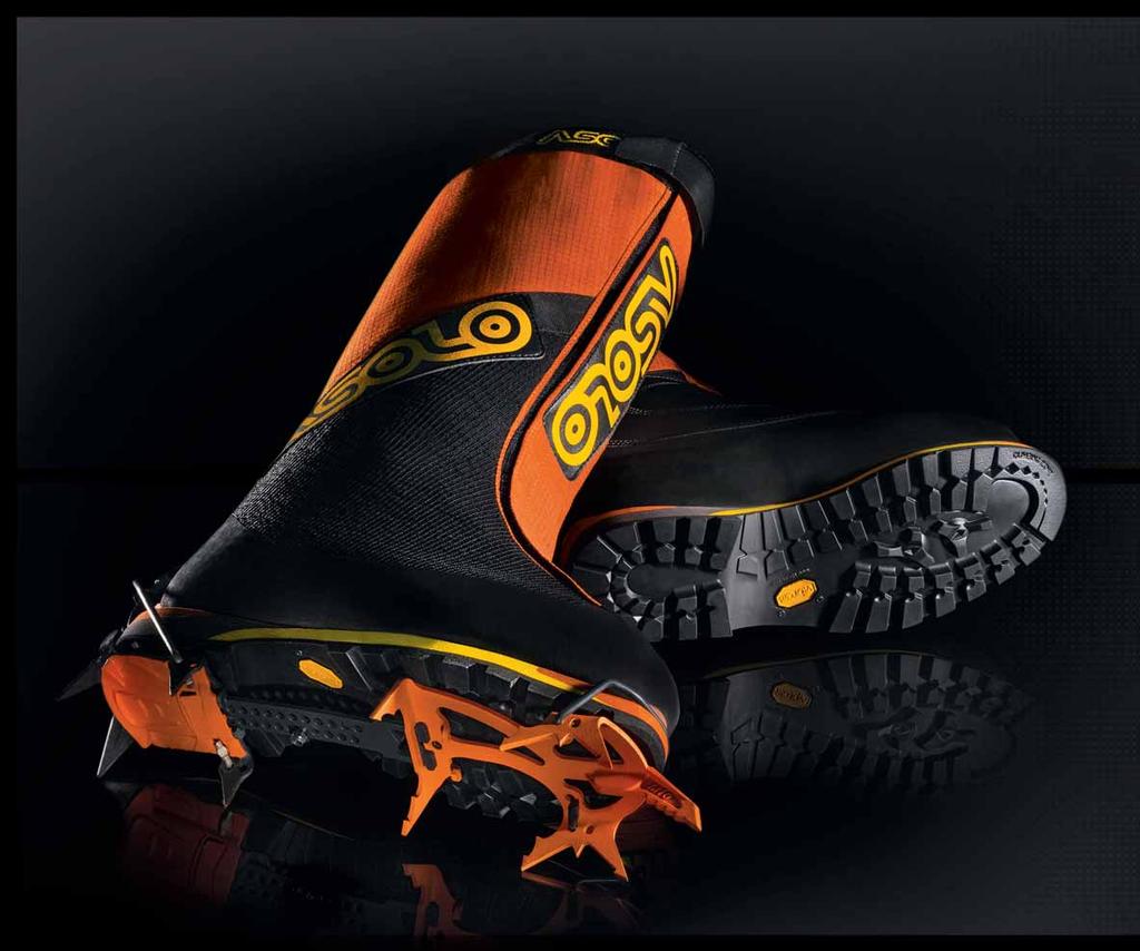 ALPINE EXPEDITION ASOFRAME CARBON KEVLAR The ASOFRAME structure joins the toe and heel counters in one uniform chassis.