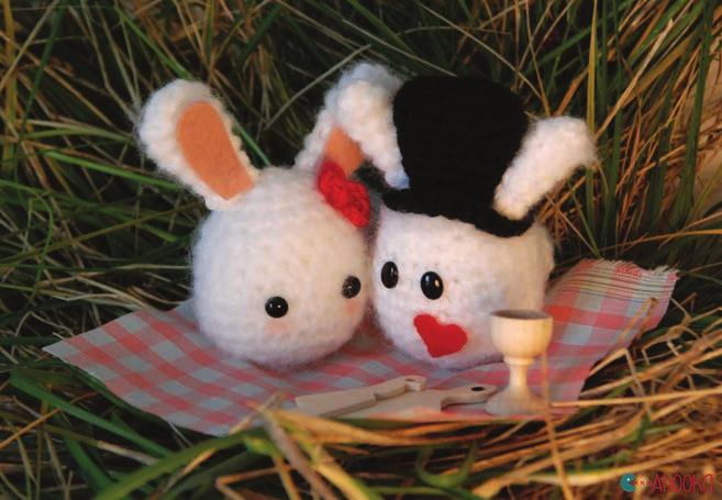 Valentine bunnies Edmond Skill level Beginner : You need to know how to single crochet, double crochet, make a magic ring, how to increase, decrease, crochet in
