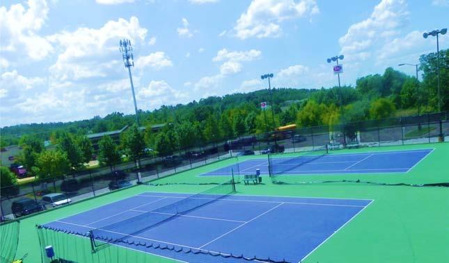 As an added benefit, court fees are complimentary for all adult FAC tennis members. Courts may be reserved 72 hours in advance. In person or phone reservations only.