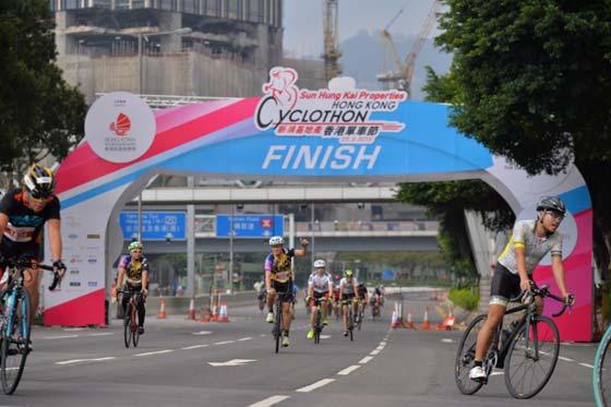 Photo caption 12 The Sun Hung Kai Properties Hong Kong Cyclothon was enhanced this year by a number of extended race
