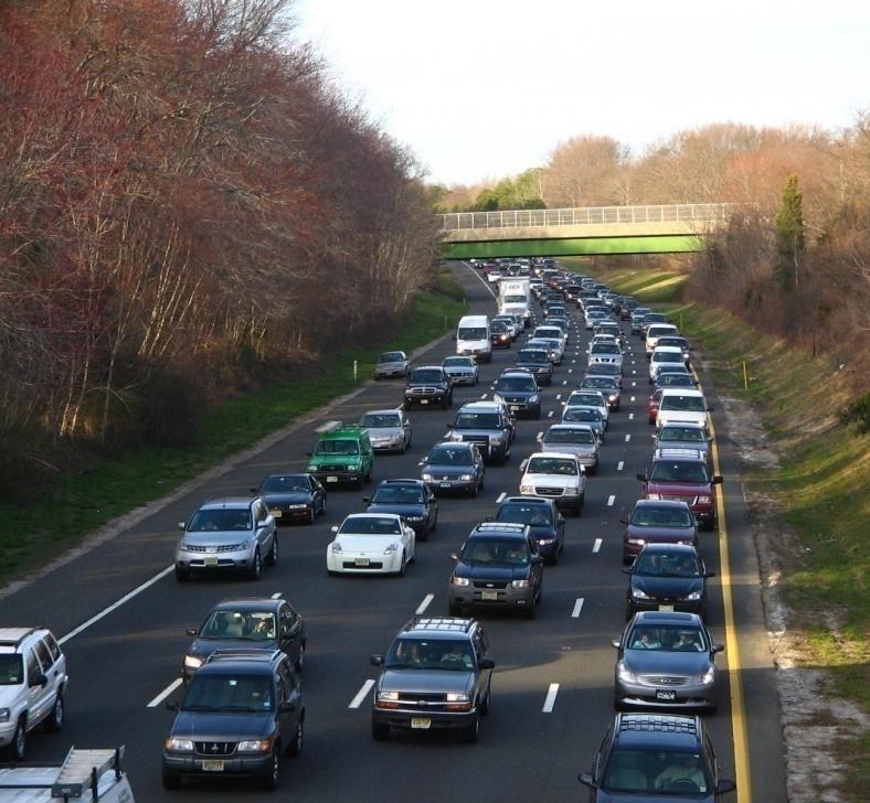 Costs of Incomplete Streets: Economic Congestion Photo source: wikipedia New Jerseyans waste more than 52 hours per year stuck in traffic The average annual cost of