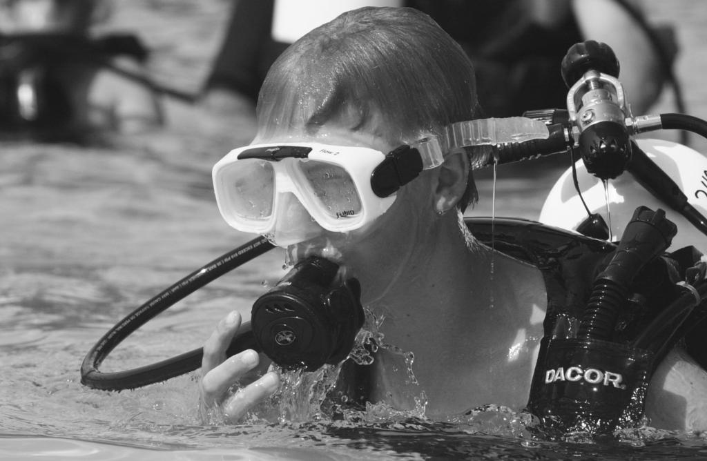2 Any additional scuba training you receive should also be conducted by an instructor certified by a recognized agency.