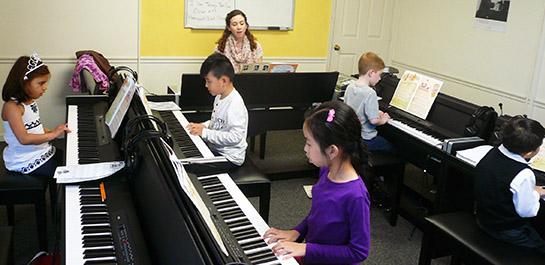 Beginning Piano Grades: 4th-6th Thursdays 4pm-5pm Music Studio Instructor - Douglas Hammond The focus of the group piano class is to introduce students to the musical alphabet (A, B, C, D, E, F, G)