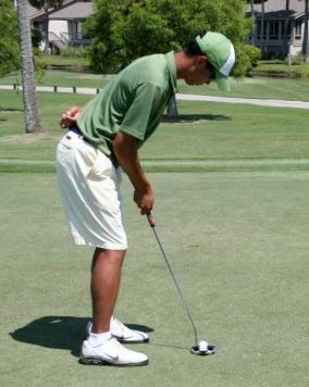 PUTTING ONE ARM DRILL Eliminate the use of the small muscles (hands & elbows) from your putting stroke.