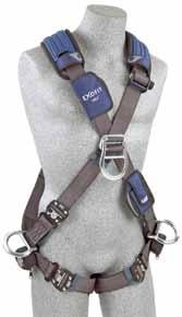 Small 1113079 Medium 1113082 Large CROSS-OVER STYLE HARNESSES A front-mounted D-ring makes the cross-over style