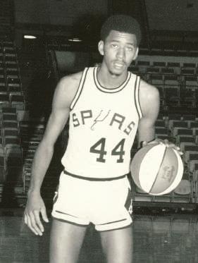 Rich Jones 1973 & 1974 ABA All-Star For his career with the Chaparrals/Spurs, which spanned six seasons (1969-75), Rich Jones averaged 16.5 points, 8.0 rebounds and 3.1 assists, while shooting.