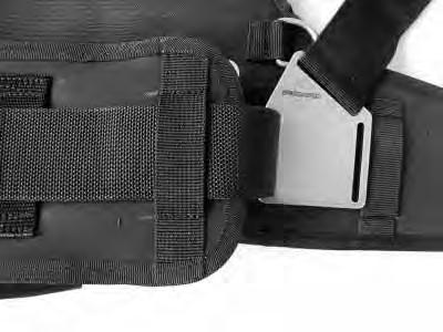 shoulder straps at the Form Harness