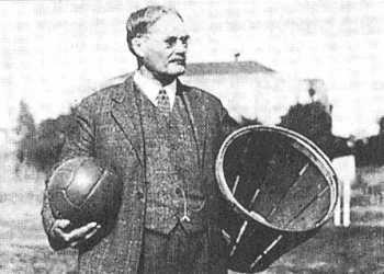 BASKETBALL HISTORY In 1981, James Naismith, a Physical Education teacher of the YMCA school (today, Springfield College) in Springfield, Massachusetts (USA) decided to invent a game to be played