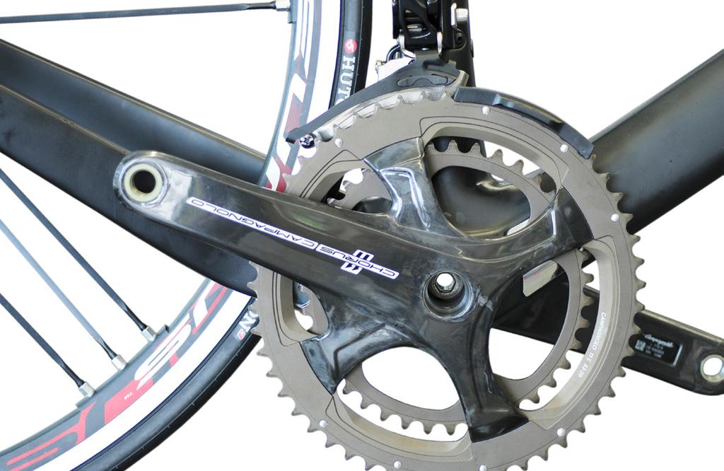 7 2) Check that the tool is compatible with your crankset (Fig. 8).