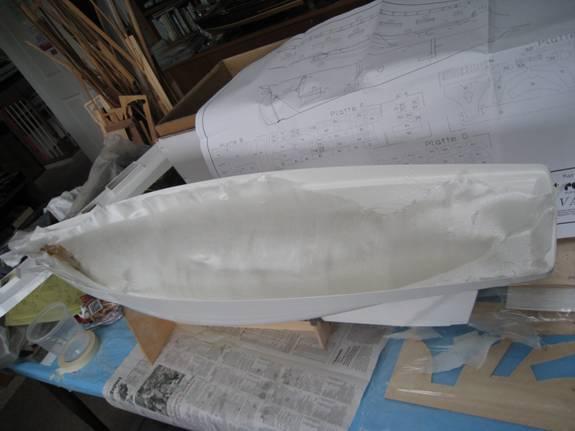 VALDIVIA BUILD LOG Dr Ron The Robbe kit of the two-masted schooner Valdivia was purchased in 2007, along with the fitting set and propulsion accessories, and has been staring me in the face since