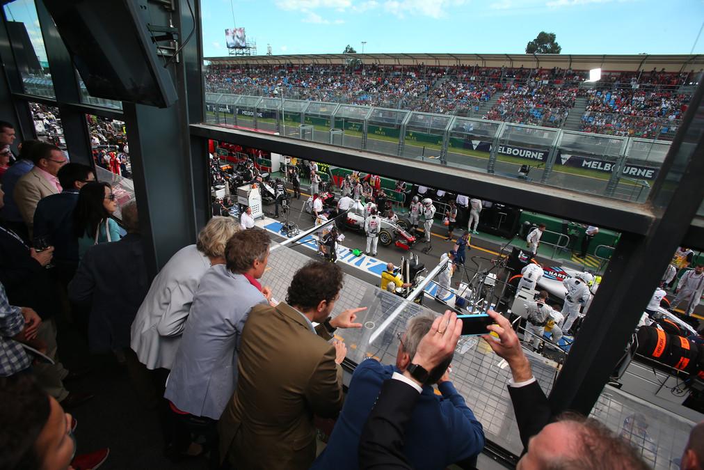 Albert Park,an attractive parkland circuit, which circumnavigates a boating lake, is where the F1 season begins in earnest, therefore there is always a great deal of anticipation and excitement