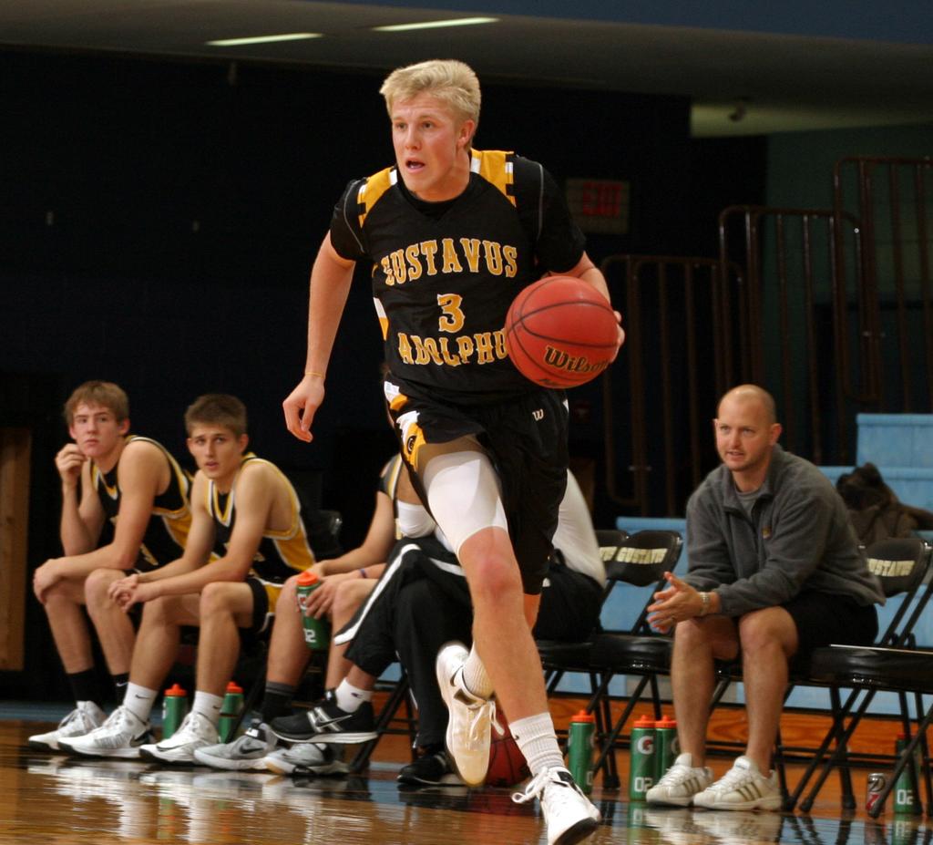 UW-Stout (11/20/12) Blocked Shots: 0 FG s Made: 0 3FG Made: 0 FT Made: 0 High School: Why Gustavus?: 3 Chad Poppen Three-time All-Conference player in basketball (2009-10, 2010-11, 2011-12).