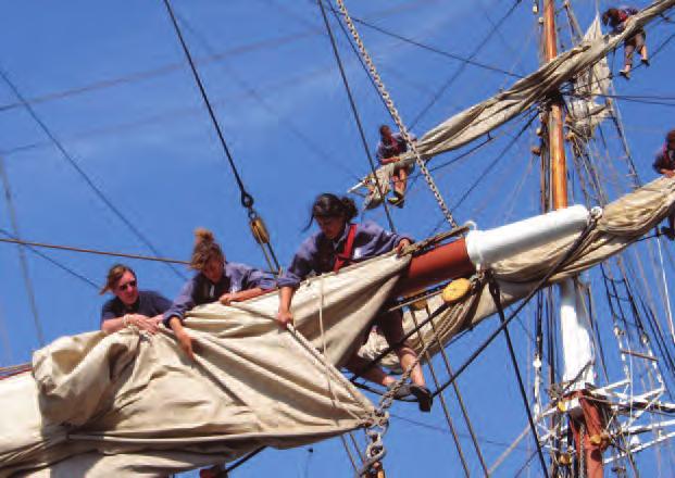 With a total sail area of 949 square metres and consisting of seven staysails, a spanker and ten square