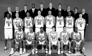 2004-2005 CHICAGO BULLS Left to right: (front row): Adrian Griffin, Chris Duhon, Ben Gordon, Kirk Hinrich, Jannero Pargo, Frank Williams.