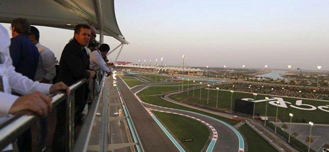 FORMULA 1 2018 ETIHAD AIRWAYS ABU DHABI GRAND PRIX Abu Dhabi CHAMPION PLATINUM The Champions Club at the Trackside Terrace is the perfect spot to enjoy expert hospitality and prime race views of the