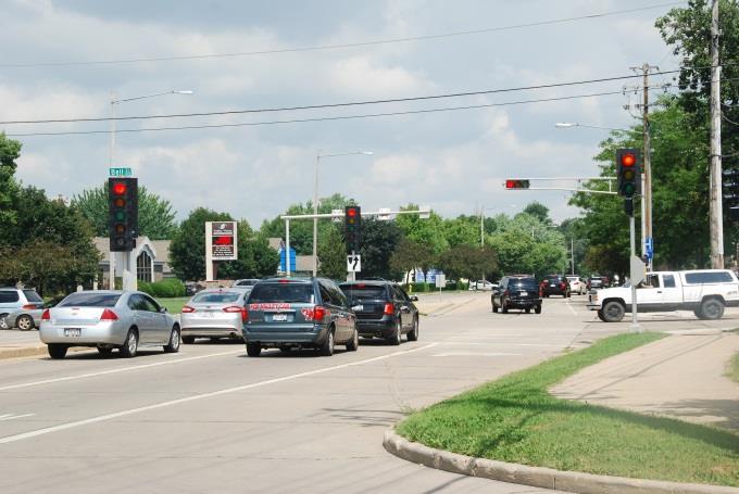 In 2013, average annual daily traffic (AADT) ranged from 10,500 south of Nicolet Boulevard to 13,700 on the Commercial Street Bridge.