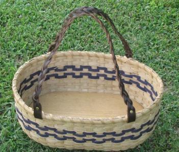 and plain reeds. This basket has a traditional ear wrap. Basket will be pre-started for you.