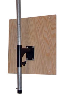 1 Secure the Wall Mount Bracket to wall If you are mounting the VST-400 Wall Mount bracket on a concrete wall, please ensure that your facilities personnel comply with all local building codes in
