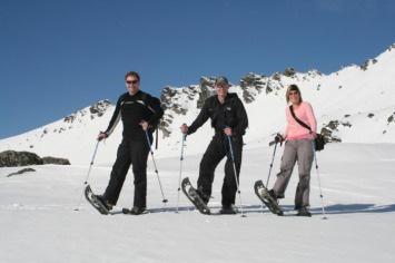 Skiing Coronet Peak Indicative Price: $160 per person Queenstown s original resort ski area is just 25 minutes from town.