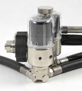Both regulators include a four port swivel that provides convenient air supply connections for buoyancy compensating jacket, dry suit and DIVATOR Octopus breathing valve.