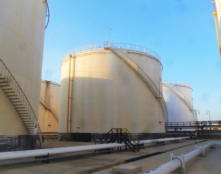 Oil storage tanks can deteriorate in the course of time due to rust, fatigue or cracks.