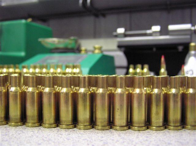 The picture below shows freshly annealed 17 Squirrel cases. Notice the amber colors of the top half of the casings.