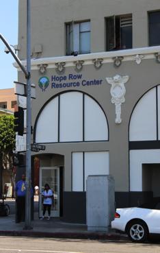 About Weingart Center Since 1983, the Weingart Center for the Homeless has offered a host of services inside the agency s historic 11-story building located in the heart of LA s Skid Row.