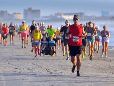 USA Beach Running Championship: Participate in the Beach Running Association USA Beach Running Championship - 10K & 1/2 Marathon.