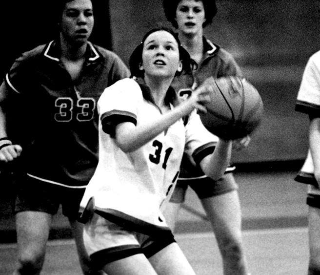 When she graduated in 1980, Womack s school records included most career points (1,249) and rebounds (601).