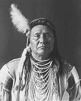 1860-1910 The End of Resistance Chief Joseph Geronimo Chief Joseph of the Nez Perce tribe surrendered to the U.S.