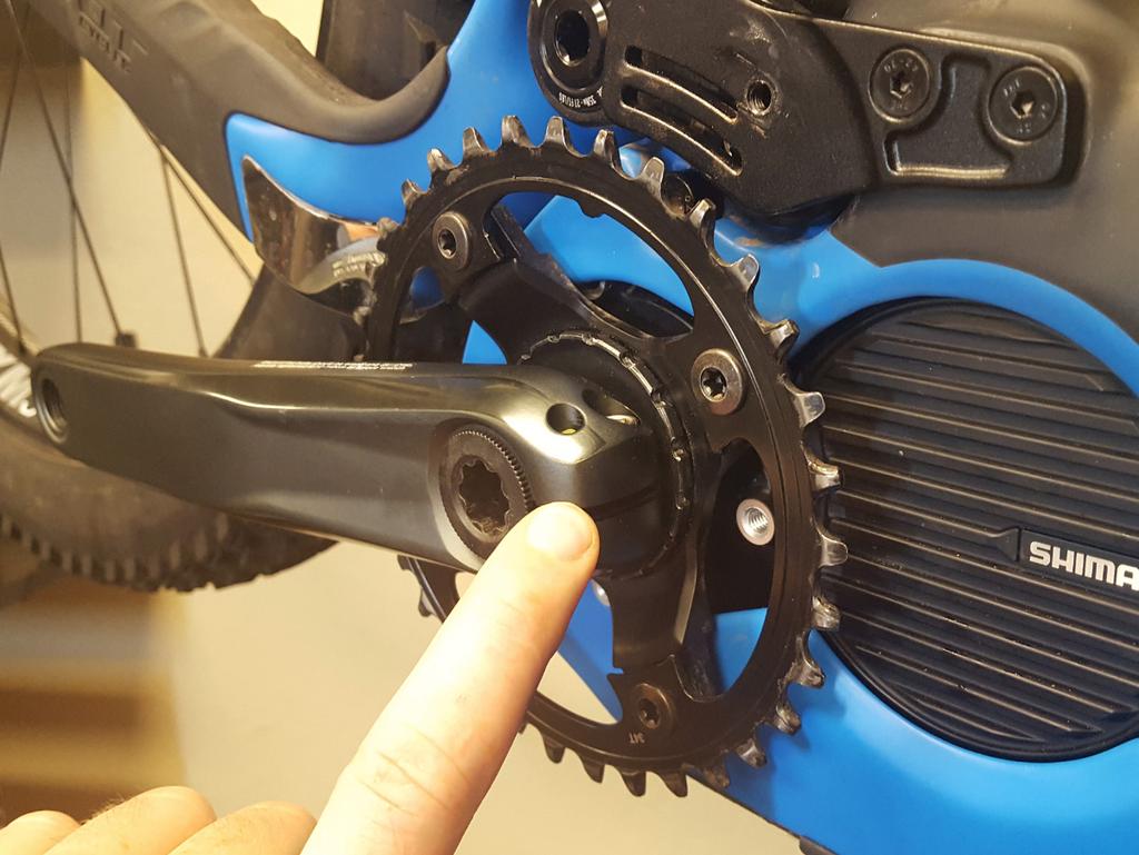 inside face of the crank arms for the right (R) and