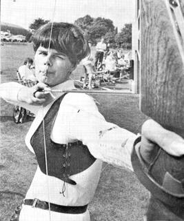 Joyce was the matriarch of a great archery dynasty. Her husband Albert, daughters Michelle and Lynda, granddaughter Amy and son-in-law Neil are all high-achieving archers.