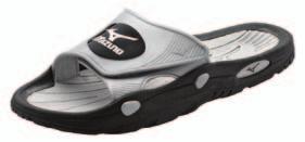 9KV98863 7-13,14,15,16,17 White/Black Wave pike 11 The classic volleyball shoe.