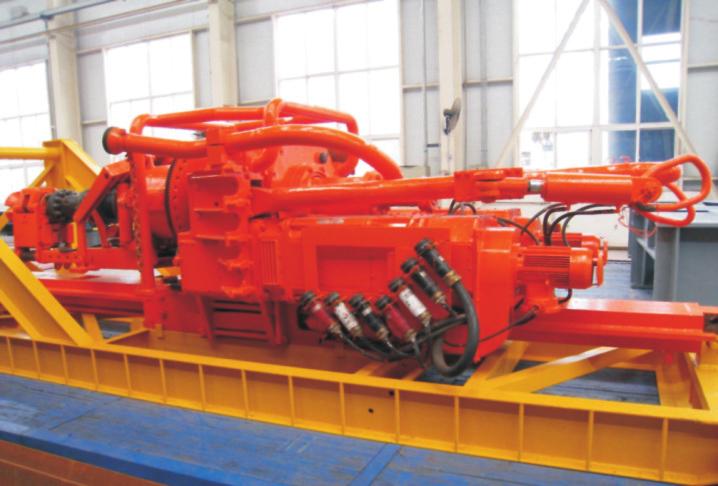 Drilling Equipment The outline dimensional sheet of AC TDS Unit: mm (in) DQ50/3150DB DQ70/4500DB HDQ70/4500DB DQ90/6750DB A 5500 216.54 5520 217.32 5520 217.32 6450 253.94 B 5965 234.84 5985 235.