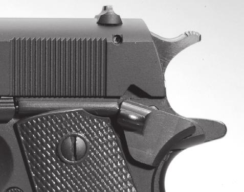 Black Label models of the Browning 1911-22 and 1911-380 feature an ambidextrous manual thumb safety that can be operated from either side of the firearm and a grip safety located on the upper rear