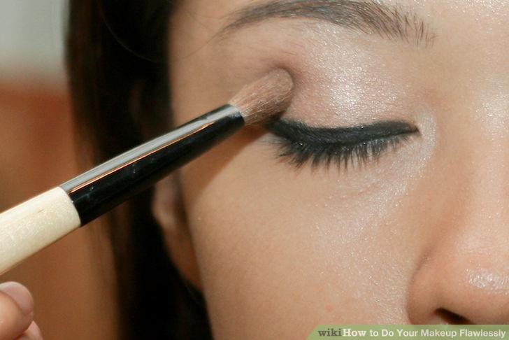FEATURE ON HOW TO DO MAKEUP Online make-up tutorials have become popular for
